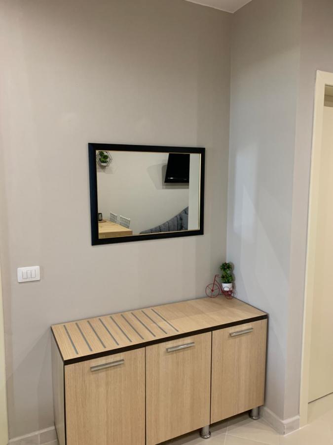 Girasole Apartments Вльора Екстер'єр фото